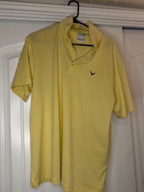 Callaway Men's Pale Yellow Golf Polo with Subtle Logo